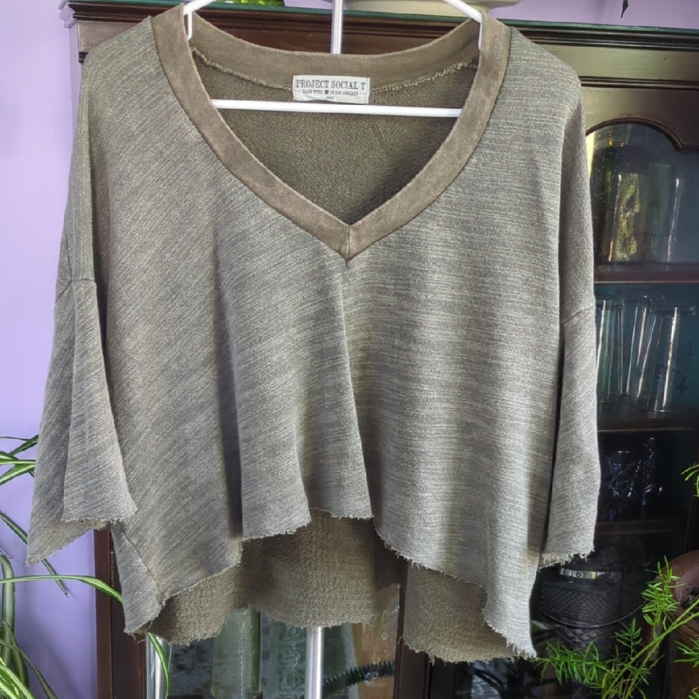 Project Social T Women's Olive V-Neck Cropped Sweatshirt